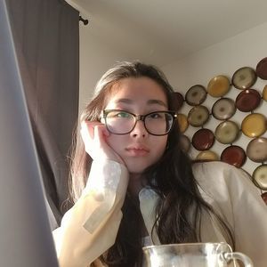 Meet your Posher, Daniela